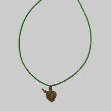 Cargar imagen en el visor de la galería, Collar con dije de Plata RN04
