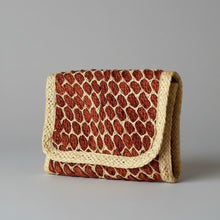 Cargar imagen en el visor de la galería, Clutch panal terracota
