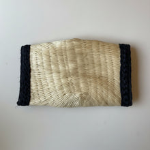 Cargar imagen en el visor de la galería, Clutch abanico
