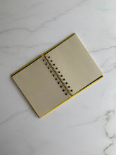 Cargar imagen en el visor de la galería, Libreta penquita
